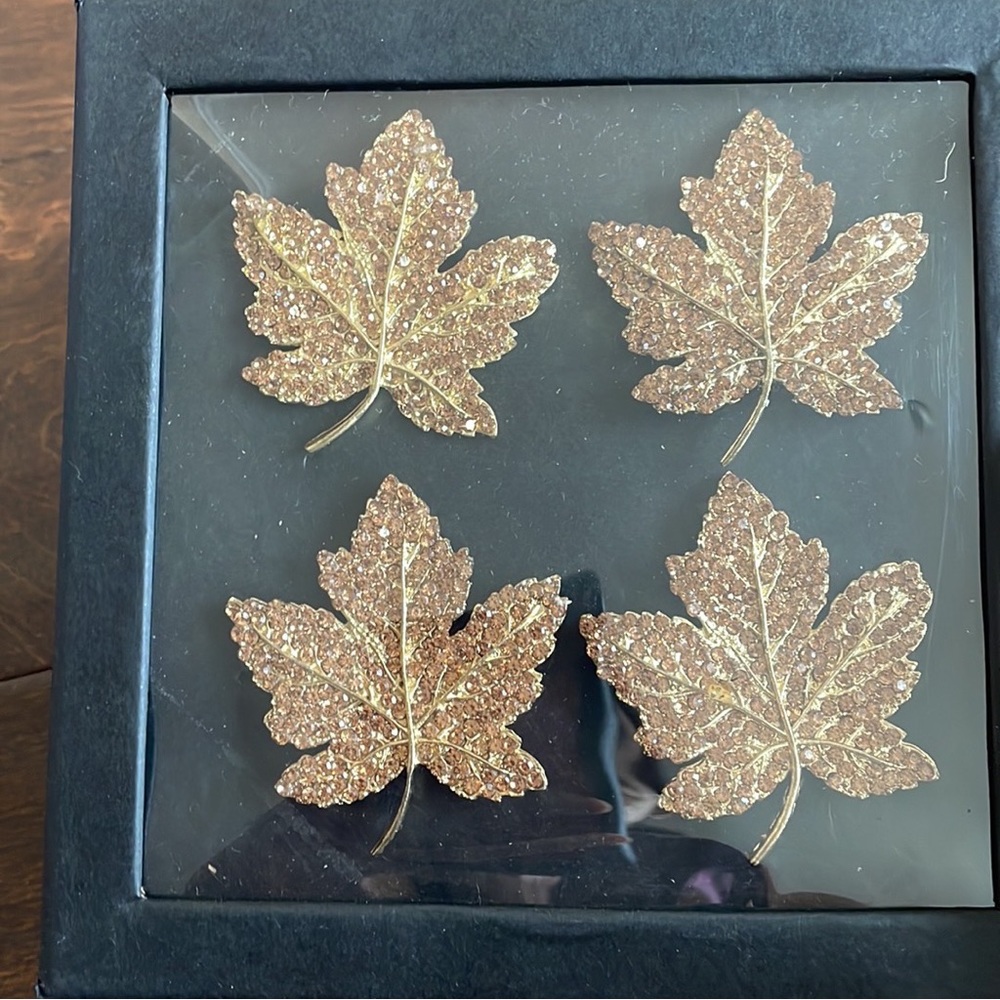 Tahari Maple Leaf Rhinestone napkin rings set of 4